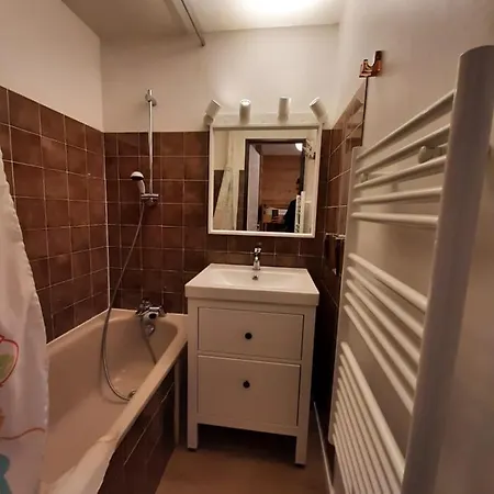 Confortable Style Chalet, Lary Soulan Centre Village, 6 Nuits Minimum Saint-Lary-Soulan